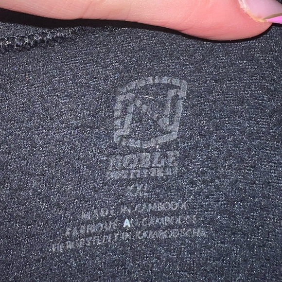 Nobel outfitters- Black hooded sweatshirt - Picture 5 of 5